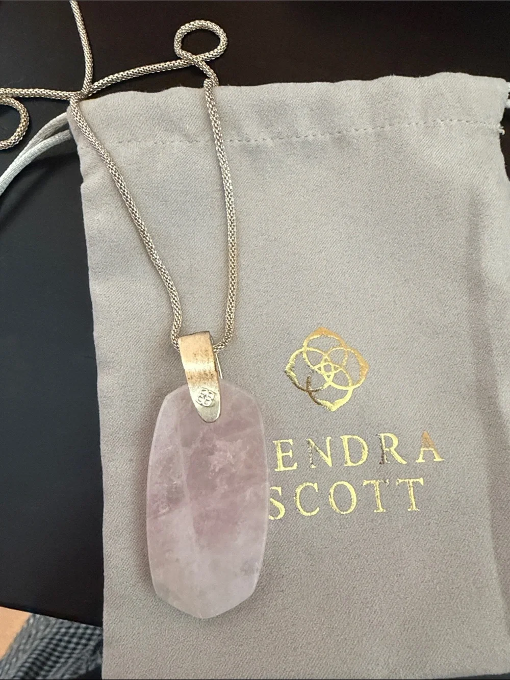 Kendra Scott chain pendant adjustable